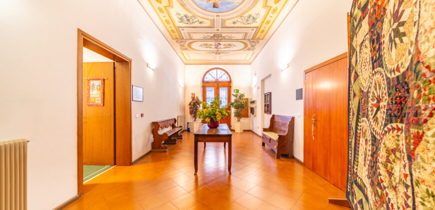 Palazzo Direzionale Zona Tribunale