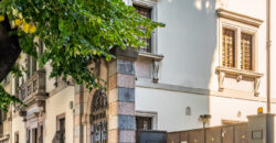 Palazzo Storico Direzionale E Abitazione